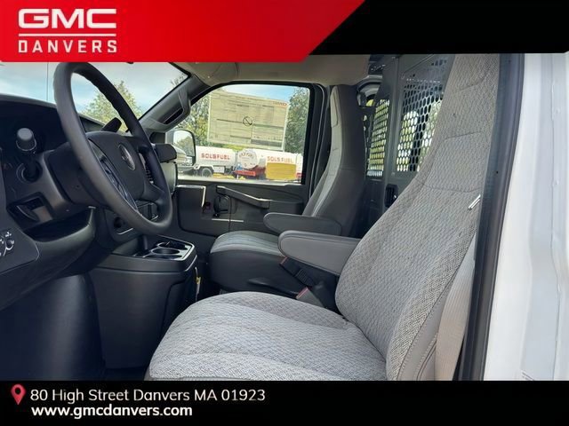 New 2025 GMC Savana 2500 w/ Driver Convenience Package RWD image 17