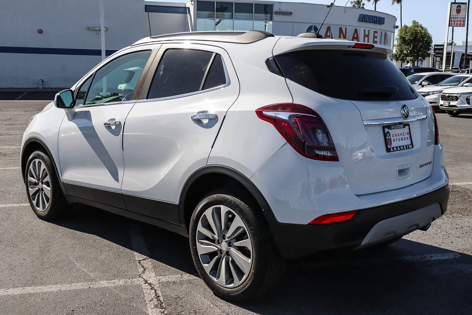Used 2019 Buick Encore Preferred image 8