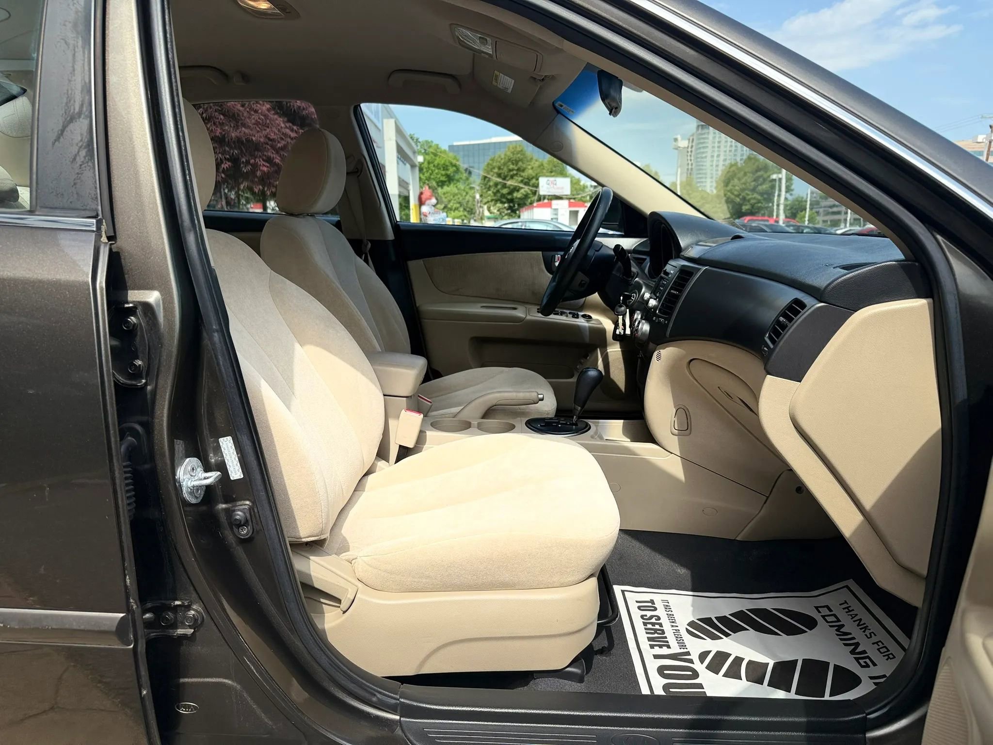 Used 2009 Kia Optima LX FWD image 32