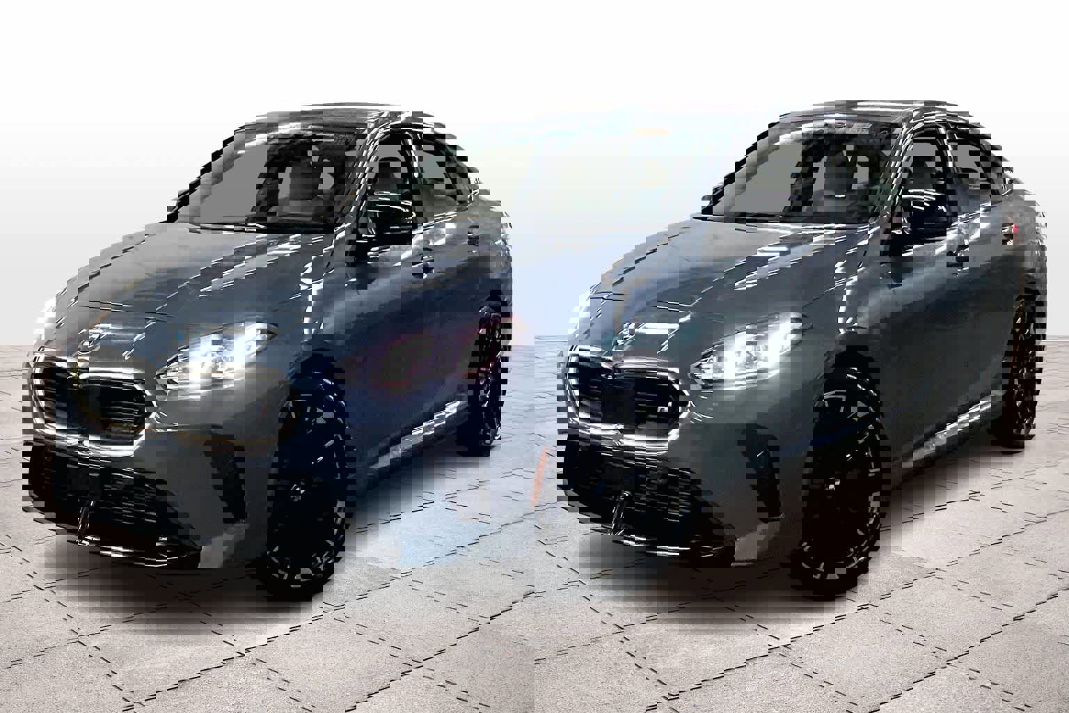 Used 2025 BMW M235i xDrive w/ Technology Package image 1