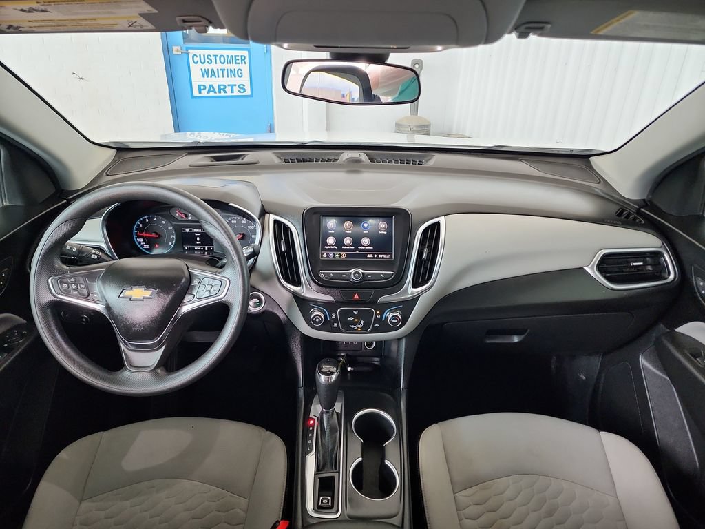 Used 2021 Chevrolet Equinox LS FWD image 18
