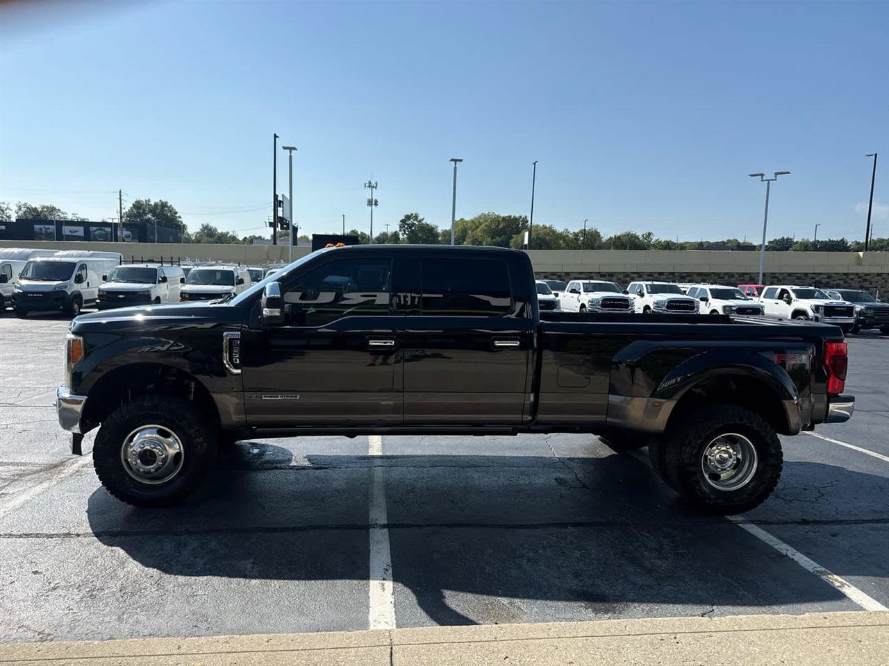 Used 2019 Ford F350 King Ranch w/ King Ranch Ultimate Package AWD/4WD image 5