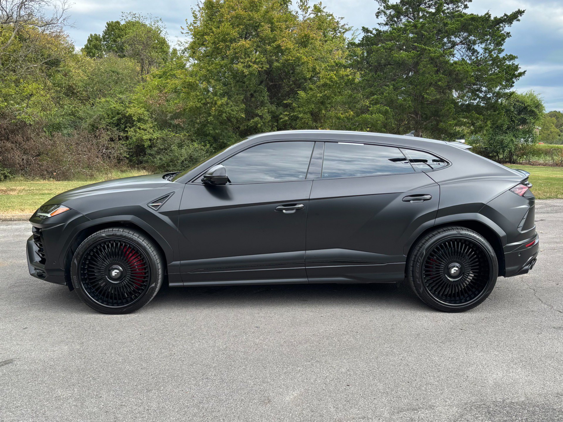 Used 2020 Lamborghini Urus AWD/4WD image 7