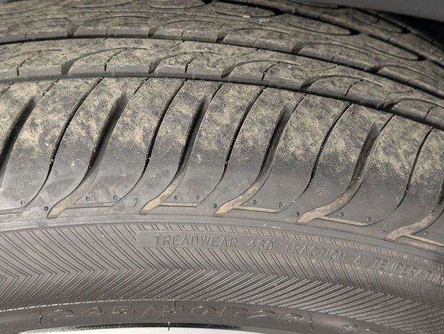 Used 2025 Kia Telluride S image 9