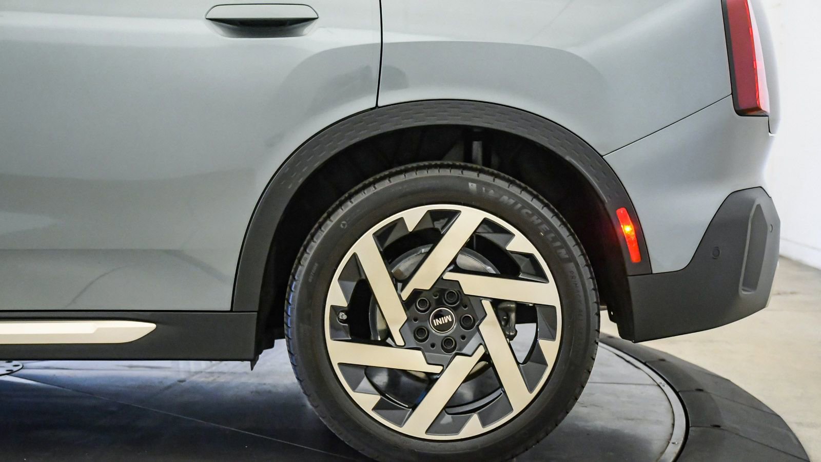 Certified 2025 MINI Cooper Countryman S image 11
