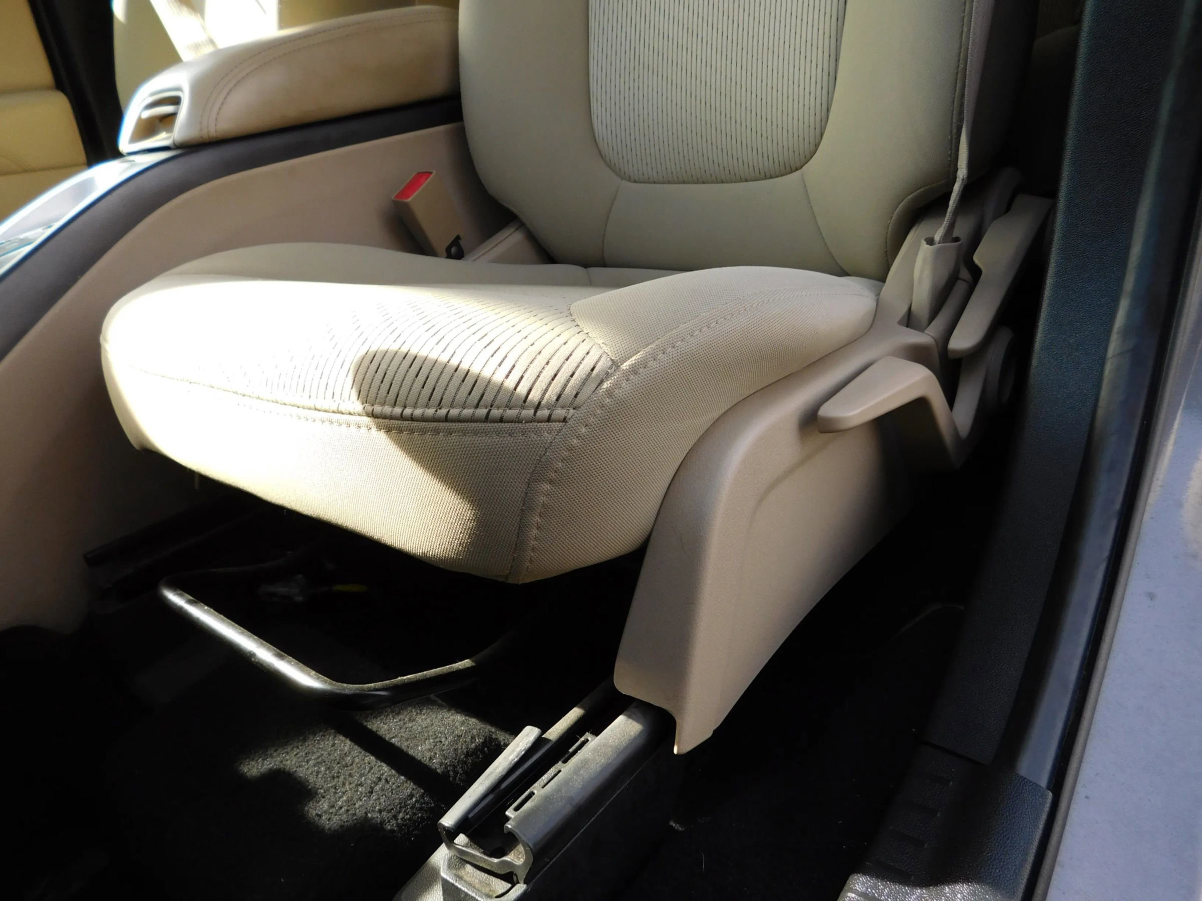 Used 2019 Dodge Journey SE FWD image 13