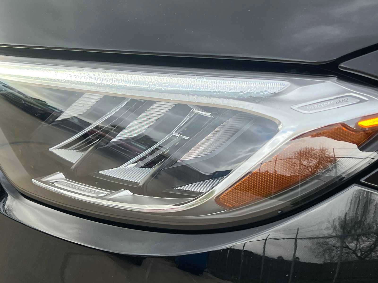 Used 2025 Mercedes-Benz GLC 350e 4MATIC image 10