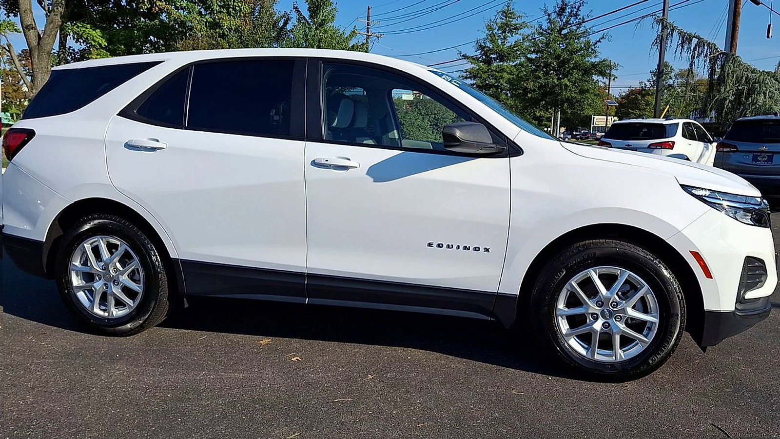 Certified 2024 Chevrolet Equinox LS FWD image 6