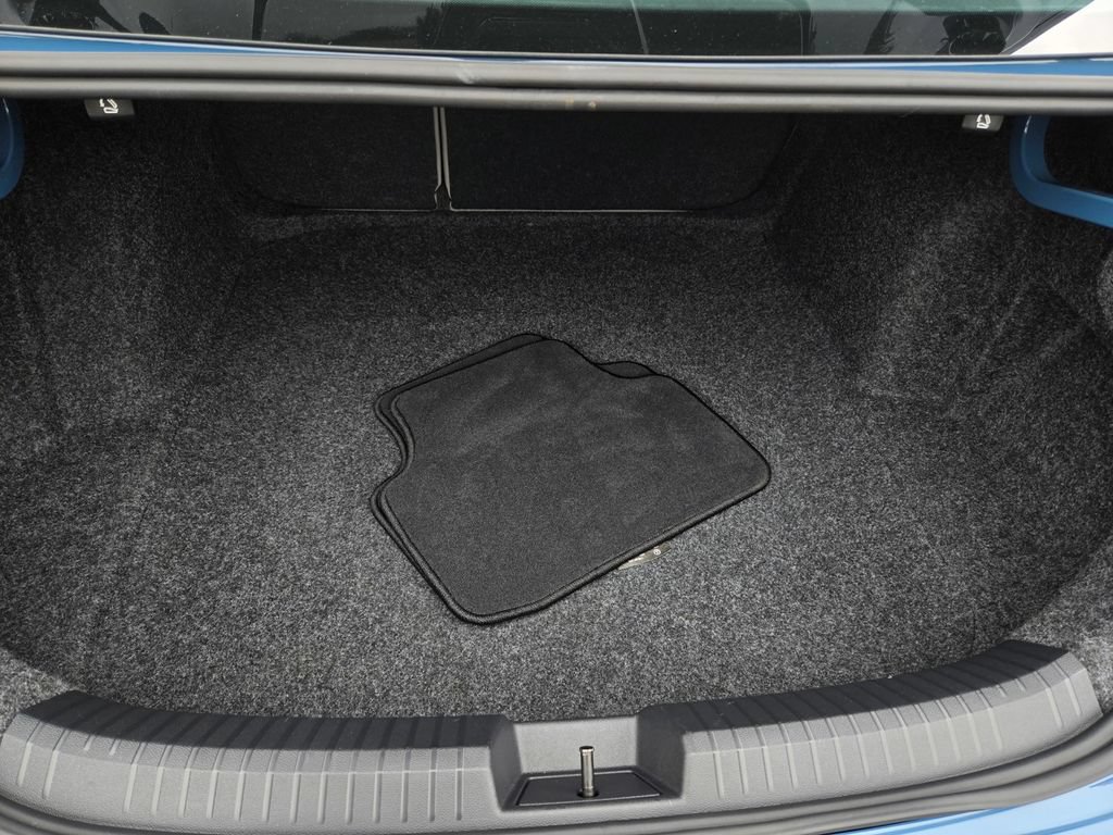 Used 2025 Volkswagen Jetta S FWD image 22