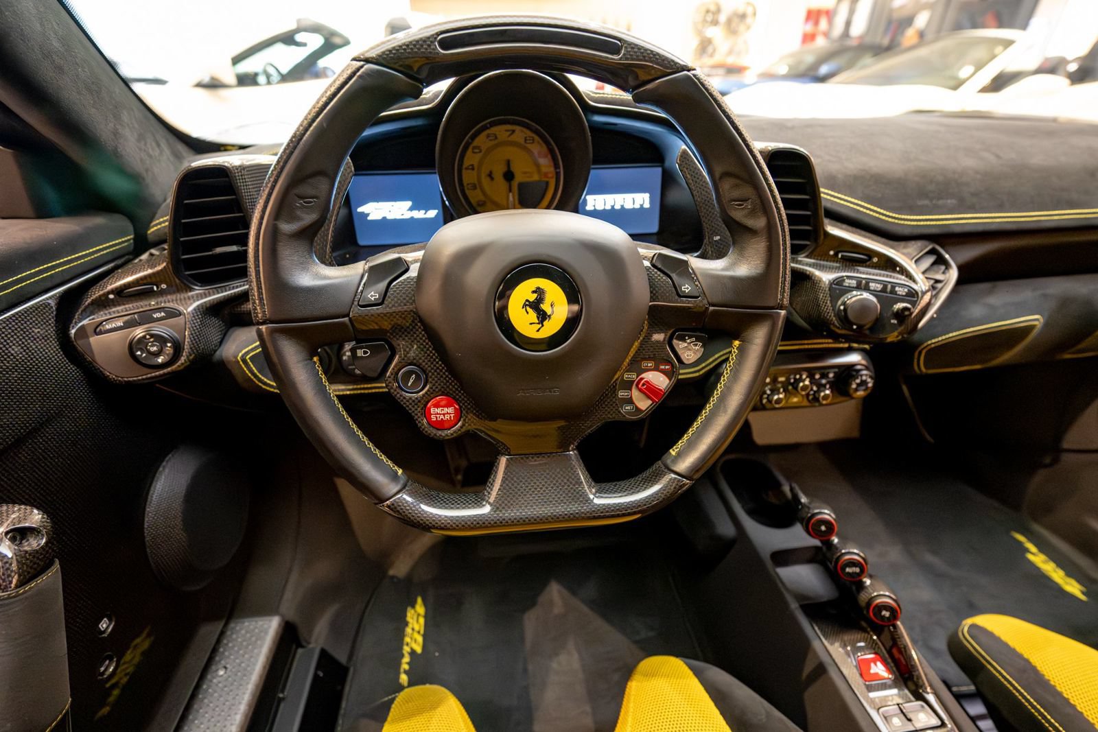 Used 2014 Ferrari 458 Speciale Coupe RWD image 11