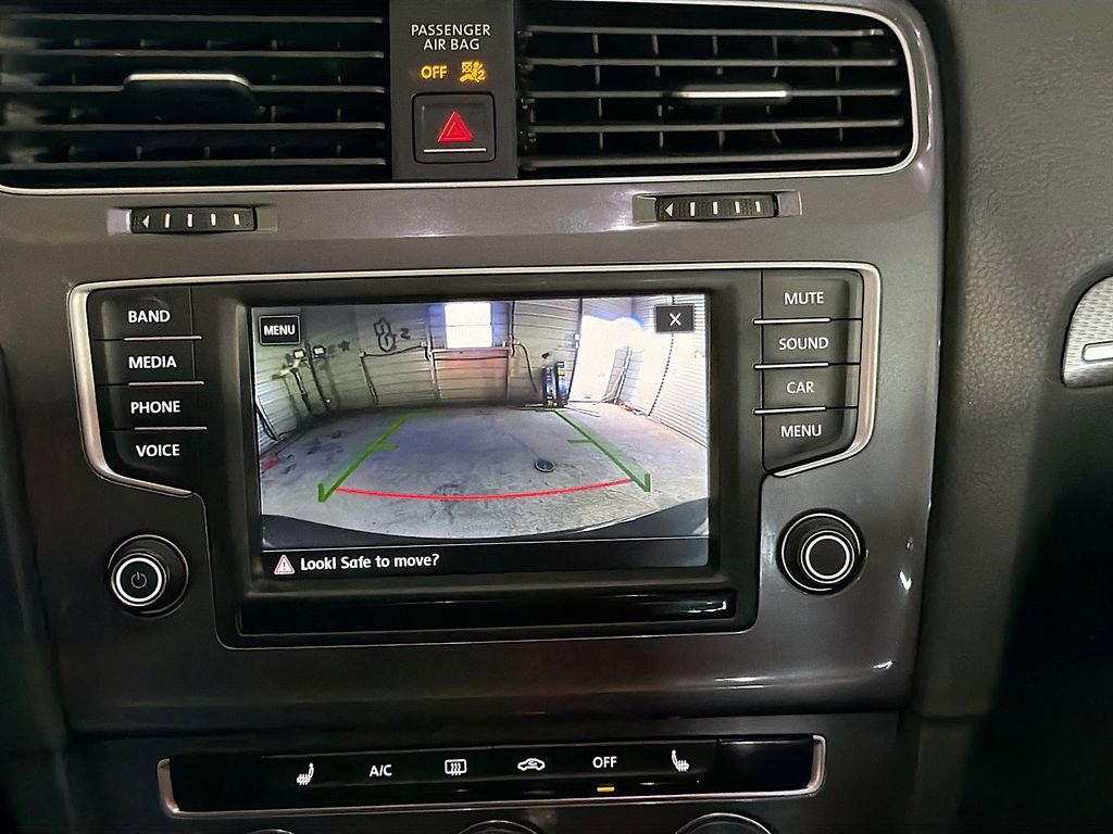 Used 2017 Volkswagen Golf Alltrack SE image 14
