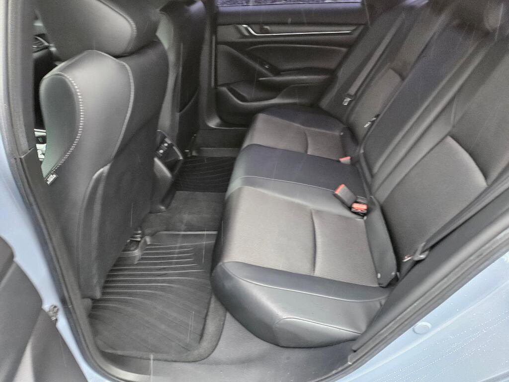Used 2021 Honda Accord Sport image 18