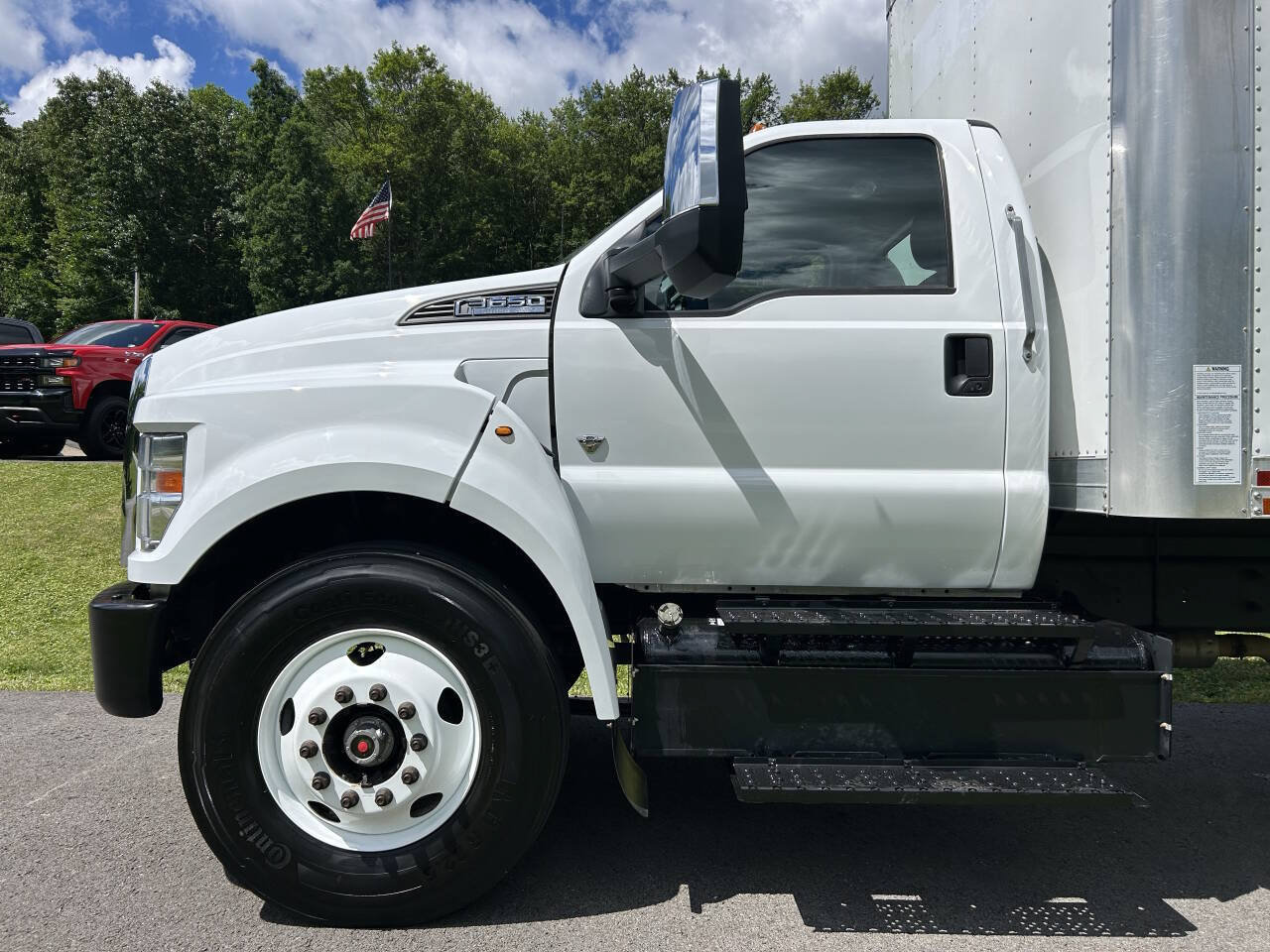Used 2023 Ford F650 2WD Regular Cab Super Duty image 9