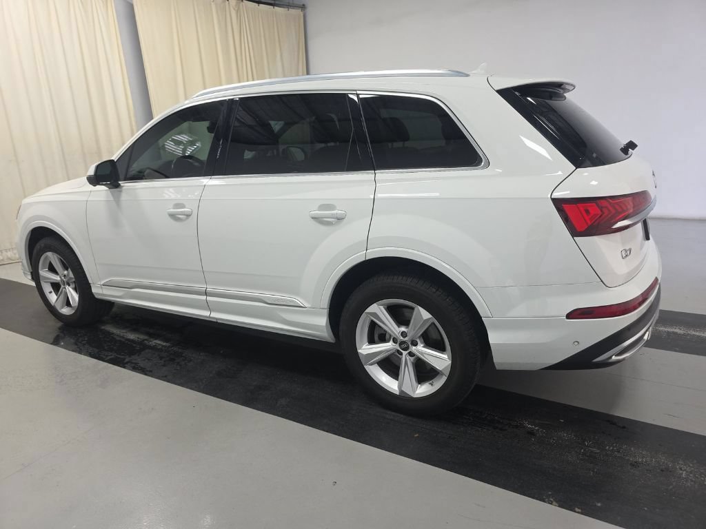 Used 2023 Audi Q7 2.0T Premium Plus w/ Premium Plus Package AWD/4WD image 6