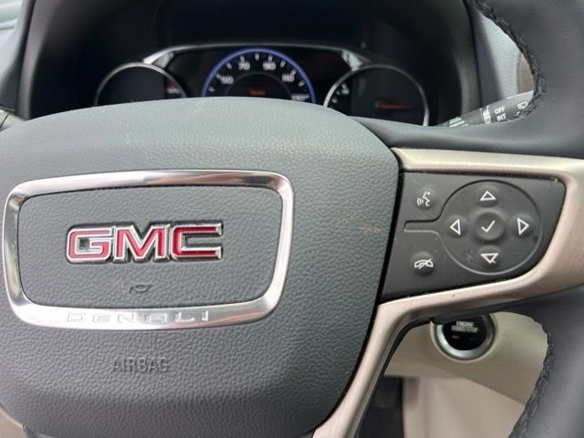 Used 2024 GMC Terrain Denali w/ Denali Premium Package AWD/4WD image 29