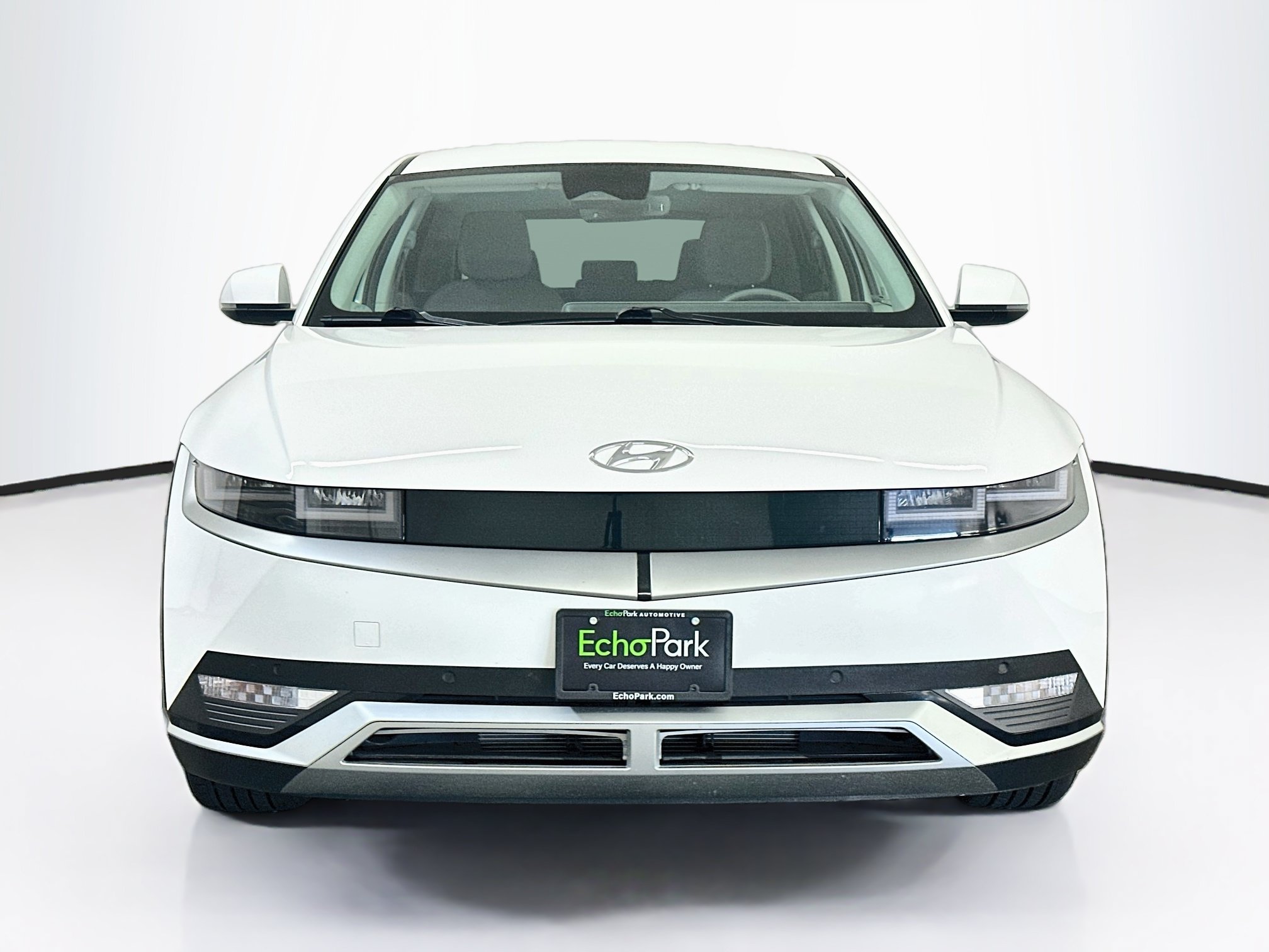 Used 2024 Hyundai Ioniq 5 SEL AWD/4WD image 2