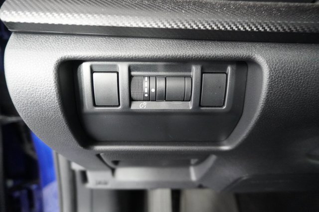 Used 2024 Subaru Crosstrek 2.0i Premium image 23