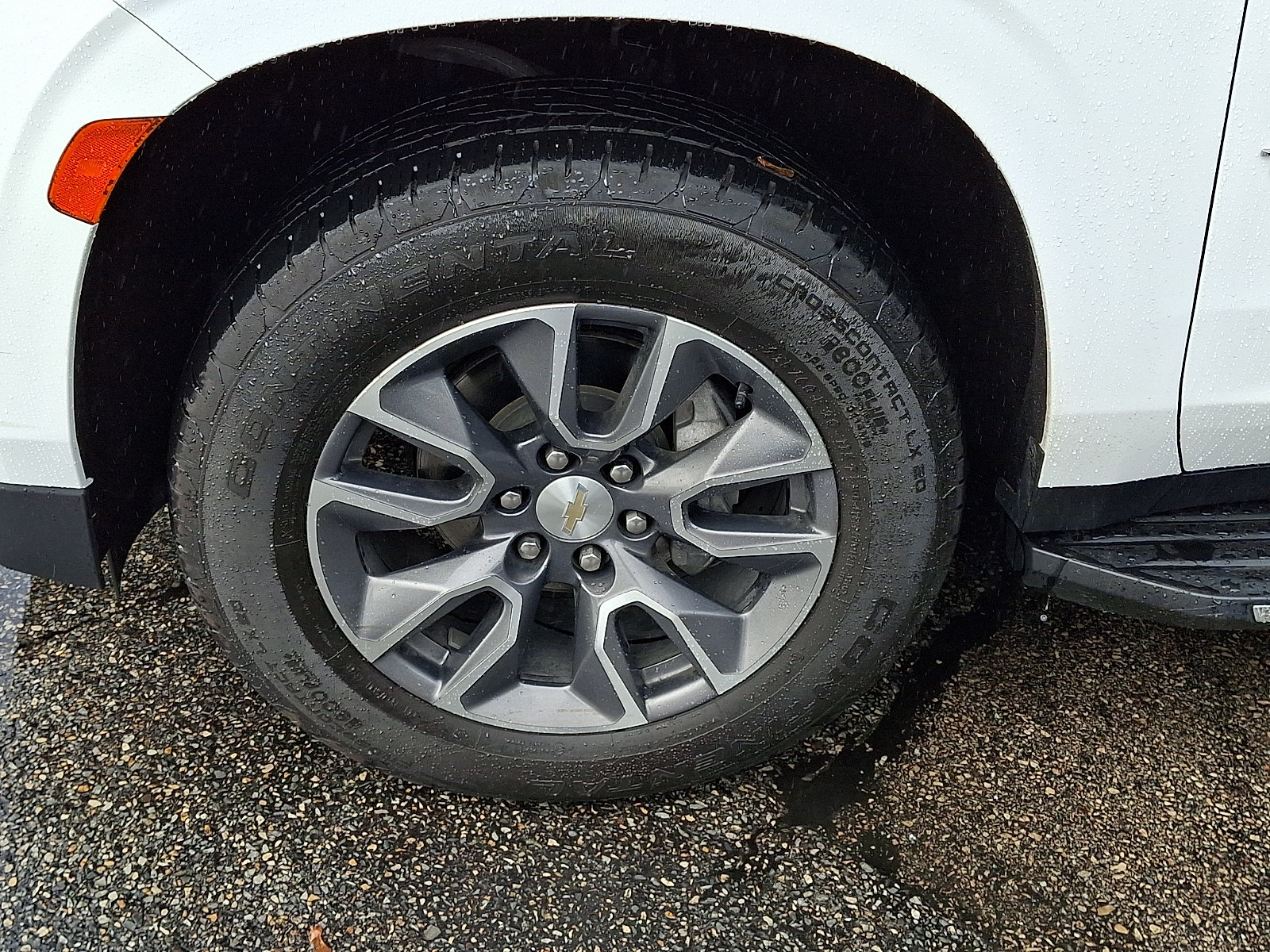 Used 2023 Chevrolet Tahoe LT w/ LT Signature Package AWD/4WD image 9