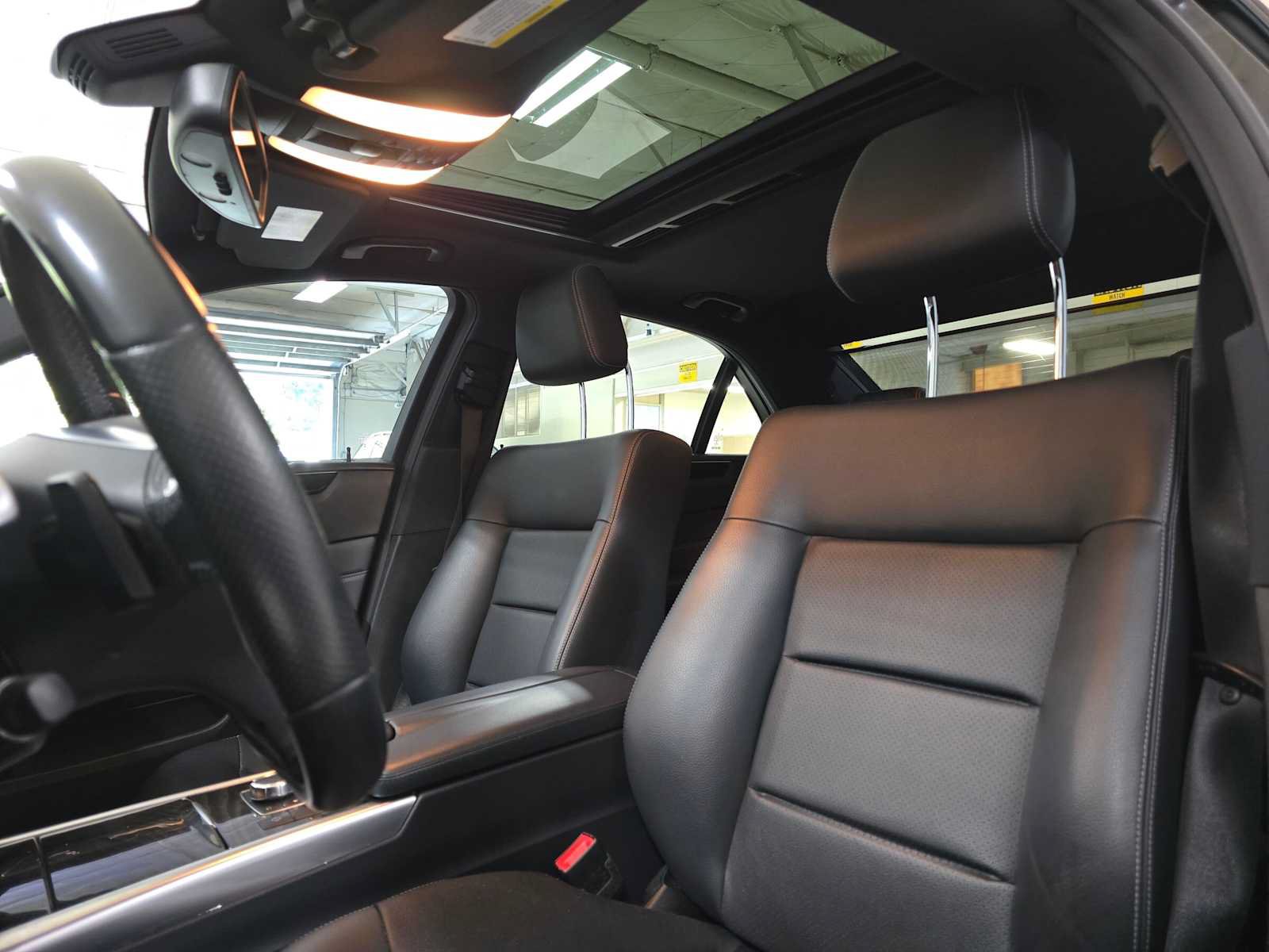 Used 2016 Mercedes-Benz E 350 Sedan image 21