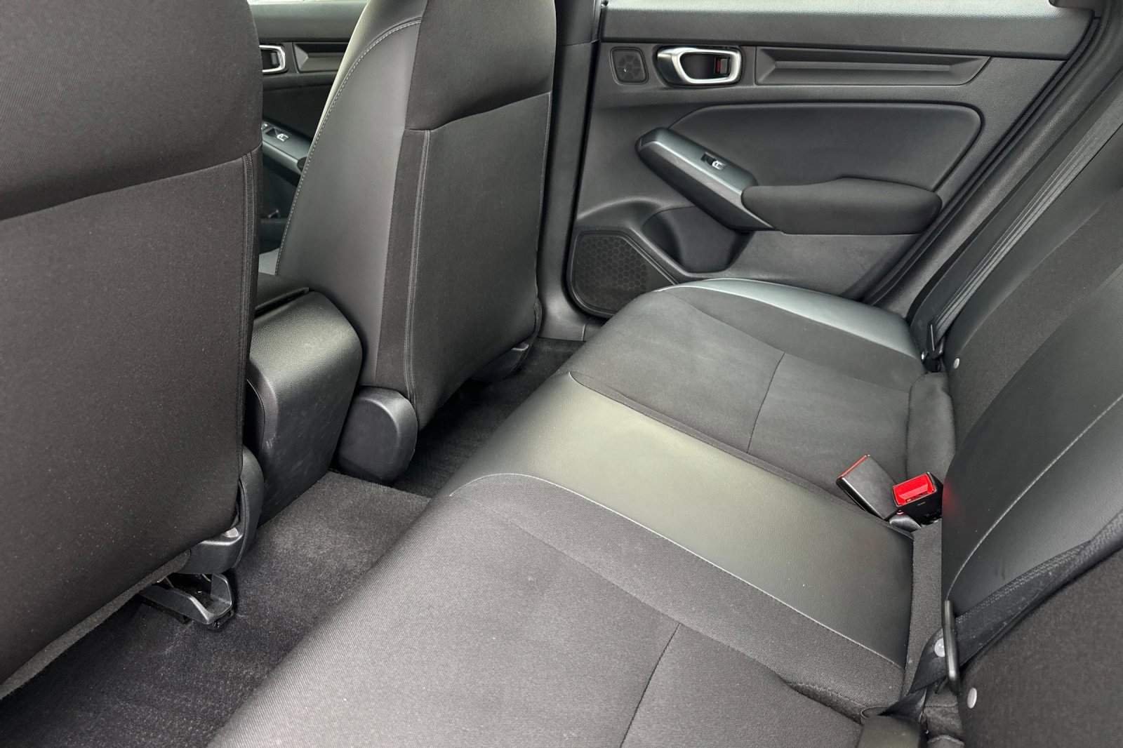 Used 2023 Honda Civic Sport image 25
