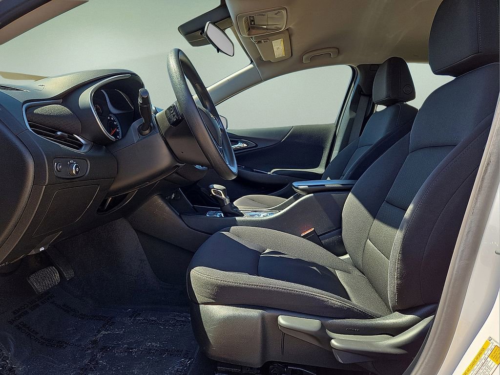 Used 2025 Chevrolet Malibu LS FWD image 22