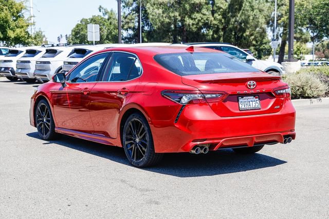 Used 2022 Toyota Camry XSE FWD image 2