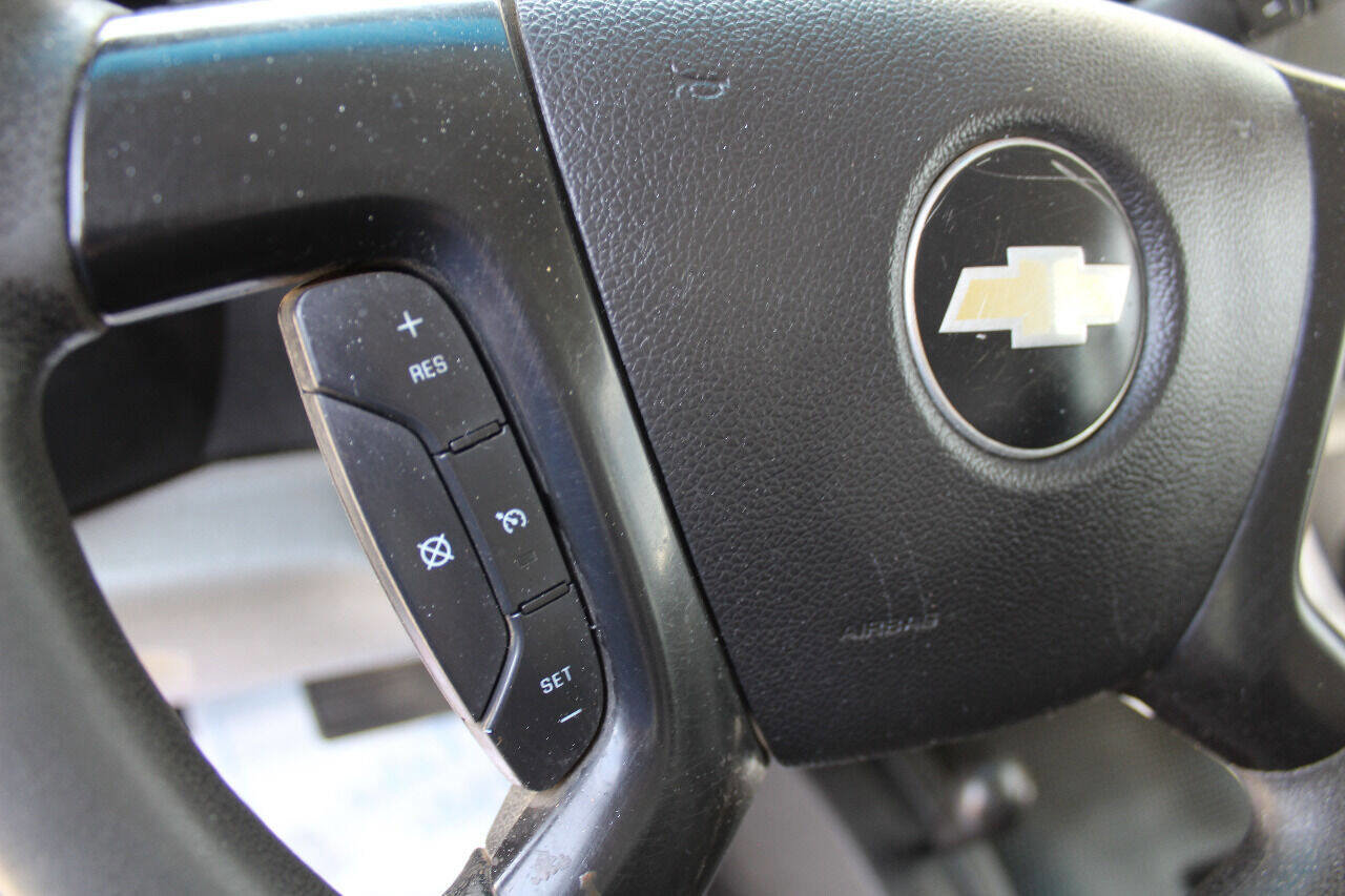 Used 2014 Chevrolet Silverado 3500 W/T w/ Skid Plate Package image 10