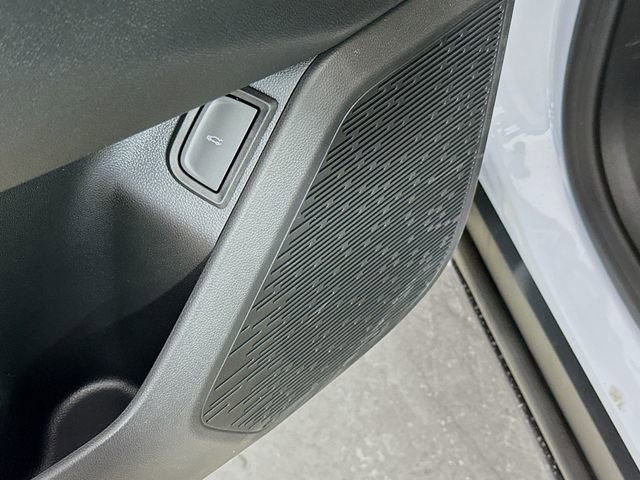 New 2026 Chevrolet Equinox ACTIV w/ Convenience Package III image 19