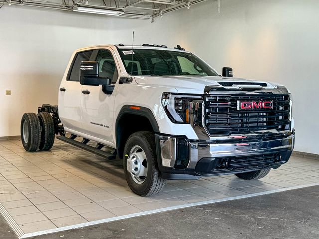 New 2026 GMC Sierra 3500 Pro w/ Convenience Package image 3