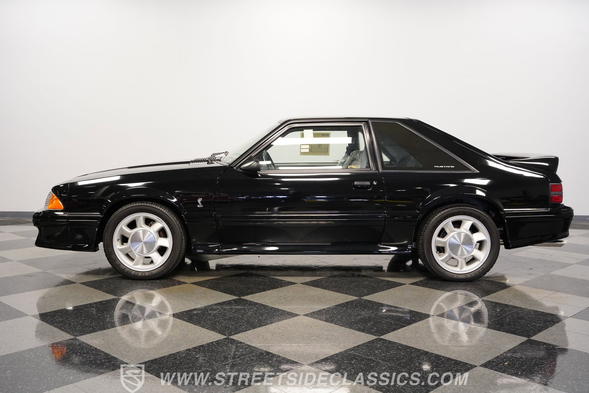 Used 1993 Ford Mustang Cobra image 7