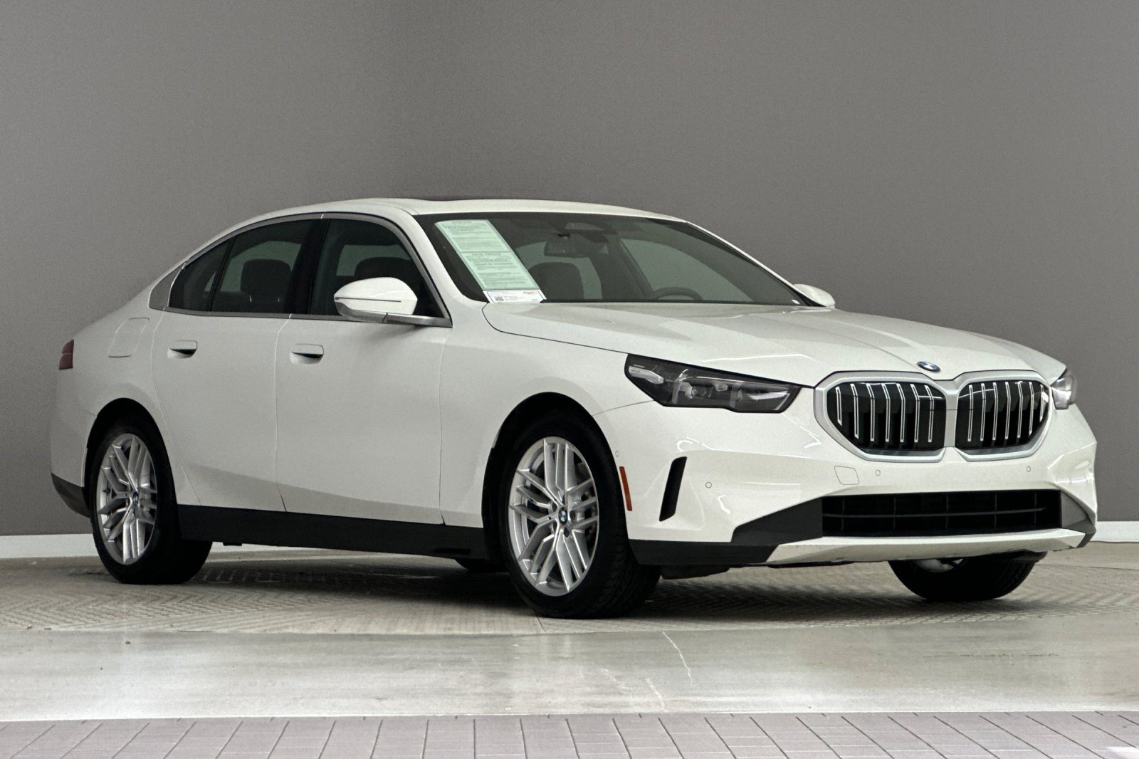 Certified 2024 BMW 530i w/ M Sport Package RWD image 6