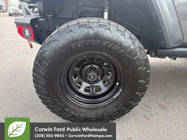 Used 2019 Jeep Wrangler Sport image 9