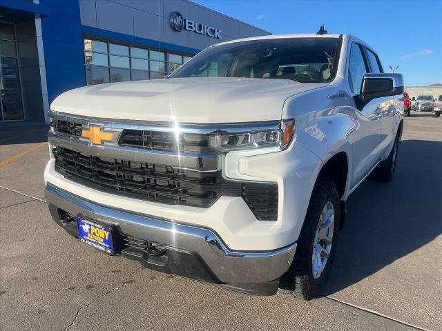 Used 2022 Chevrolet Silverado 1500 LT w/ Protection Package image 2
