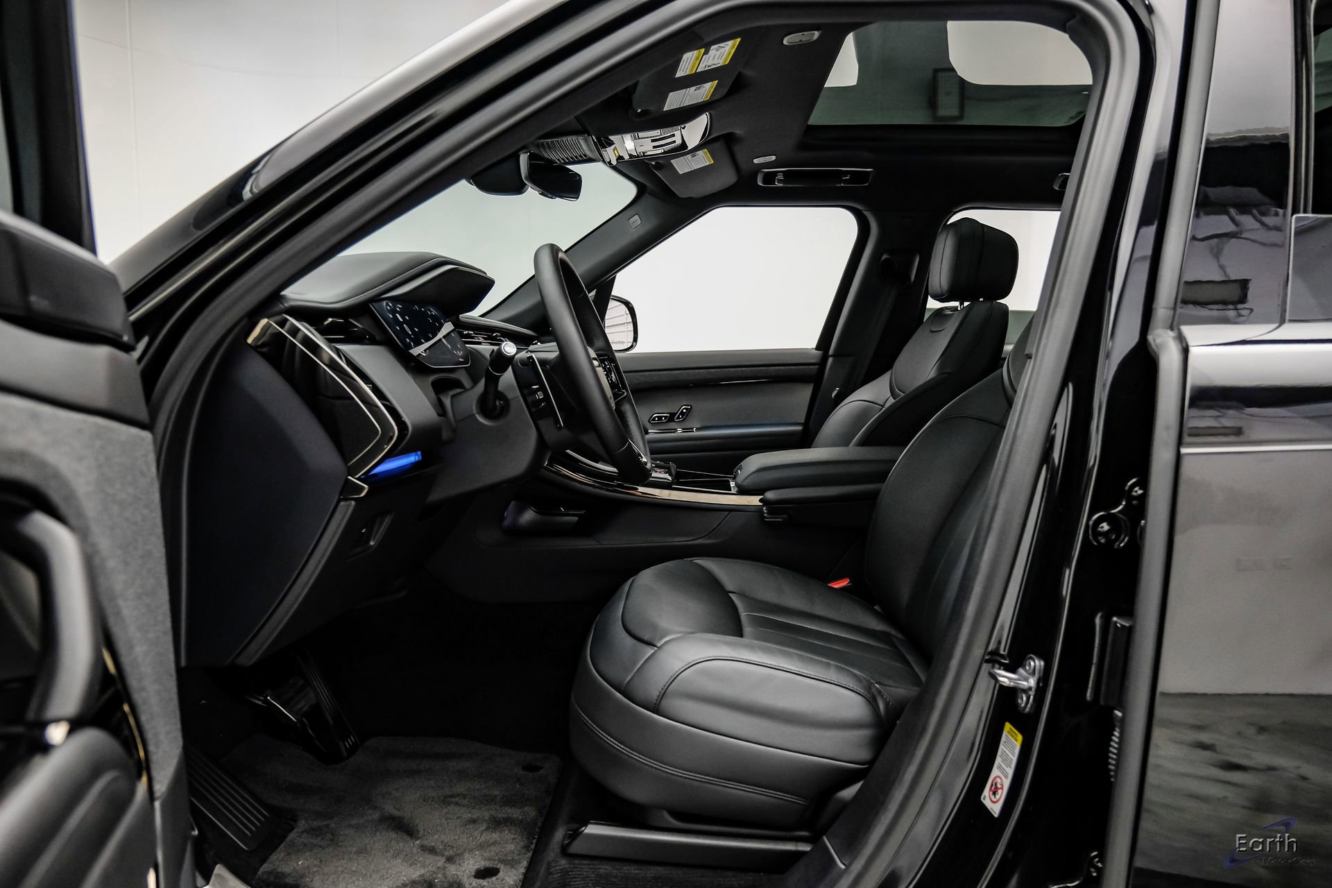 Used 2024 Land Rover Range Rover Sport Dynamic SE AWD/4WD image 34