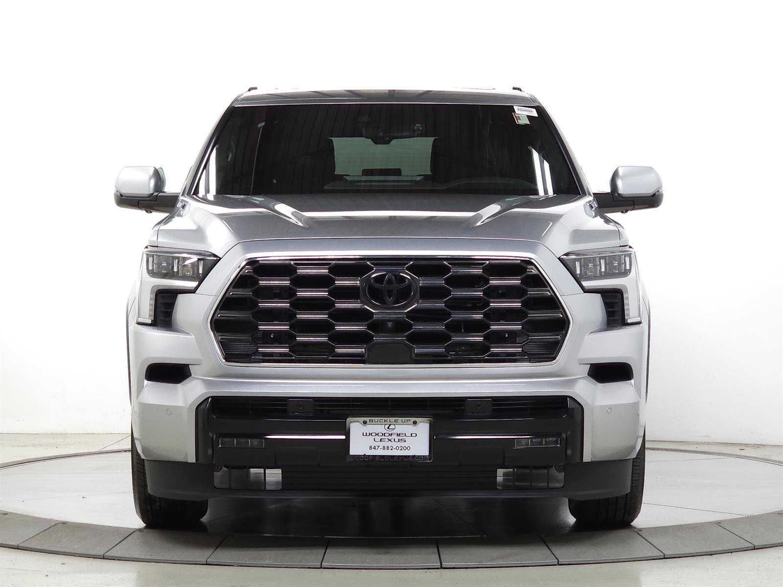 Used 2025 Toyota Sequoia Platinum image 2