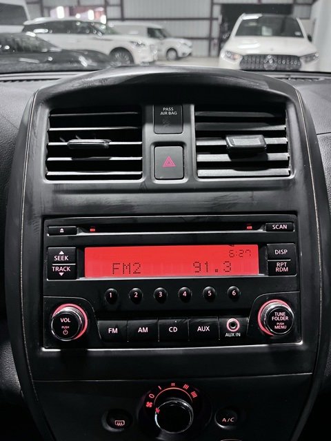 Used 2015 Nissan Versa S Plus image 7