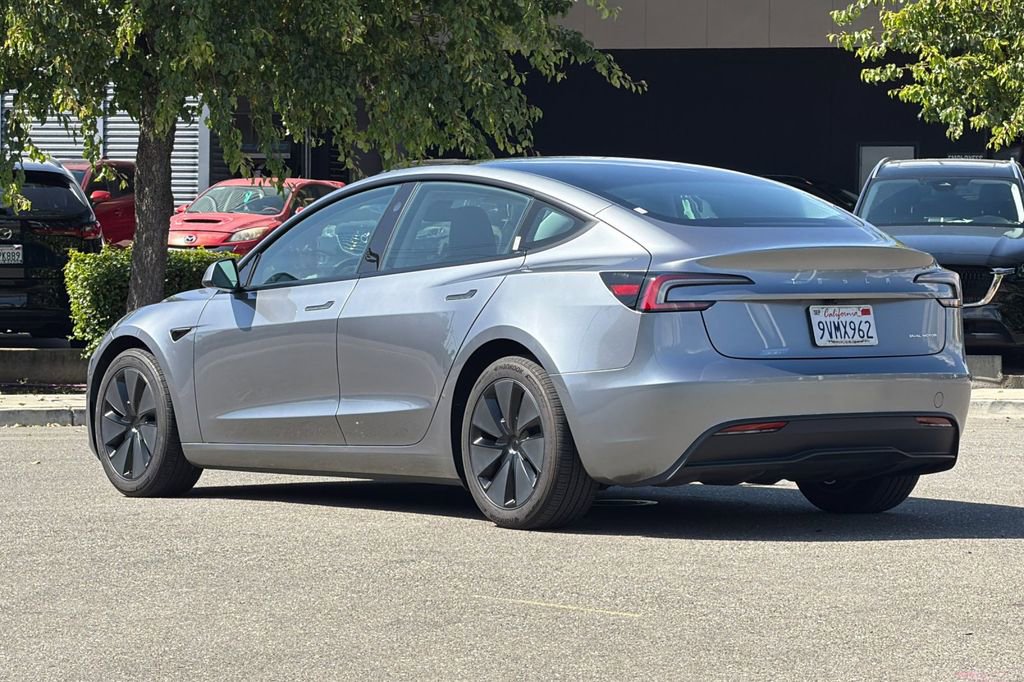 Used 2025 Tesla Model 3 Long Range AWD/4WD image 6