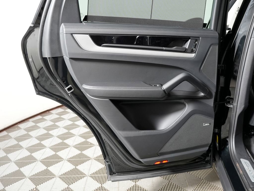 New 2026 Porsche Cayenne S AWD/4WD image 34