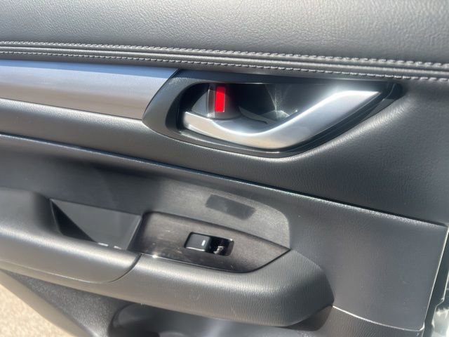 Used 2025 MAZDA CX-5 AWD 2.5 S w/ Select Package image 24