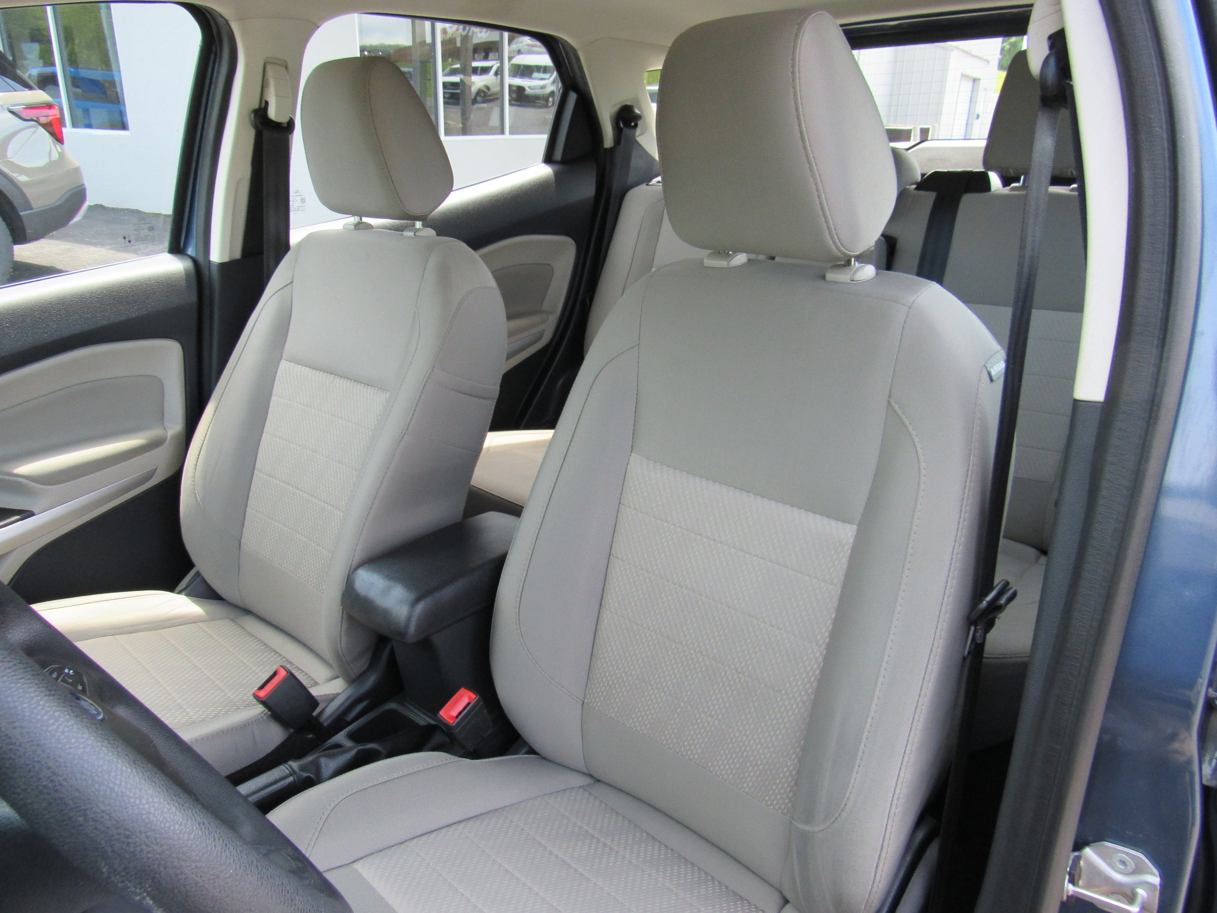 Used 2021 Ford EcoSport S AWD/4WD image 16