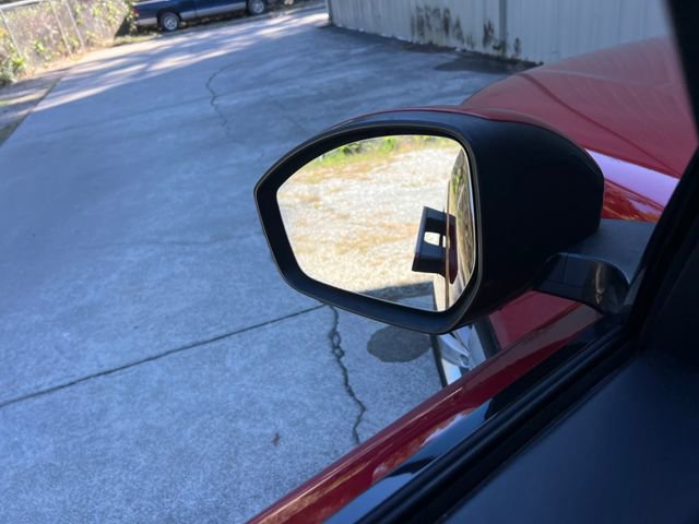 Used 2018 Land Rover Range Rover Velar S image 13