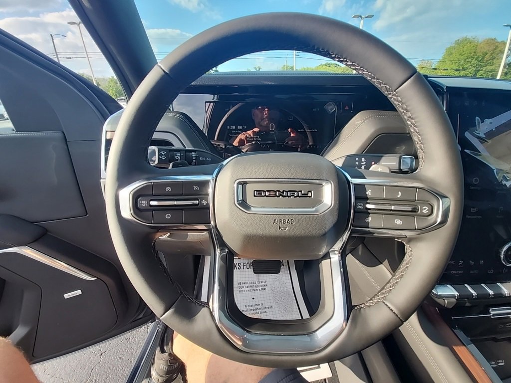 New 2026 GMC Yukon Denali image 24