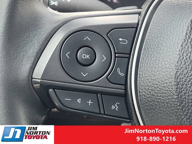 Used 2025 Toyota Corolla XSE FWD image 27