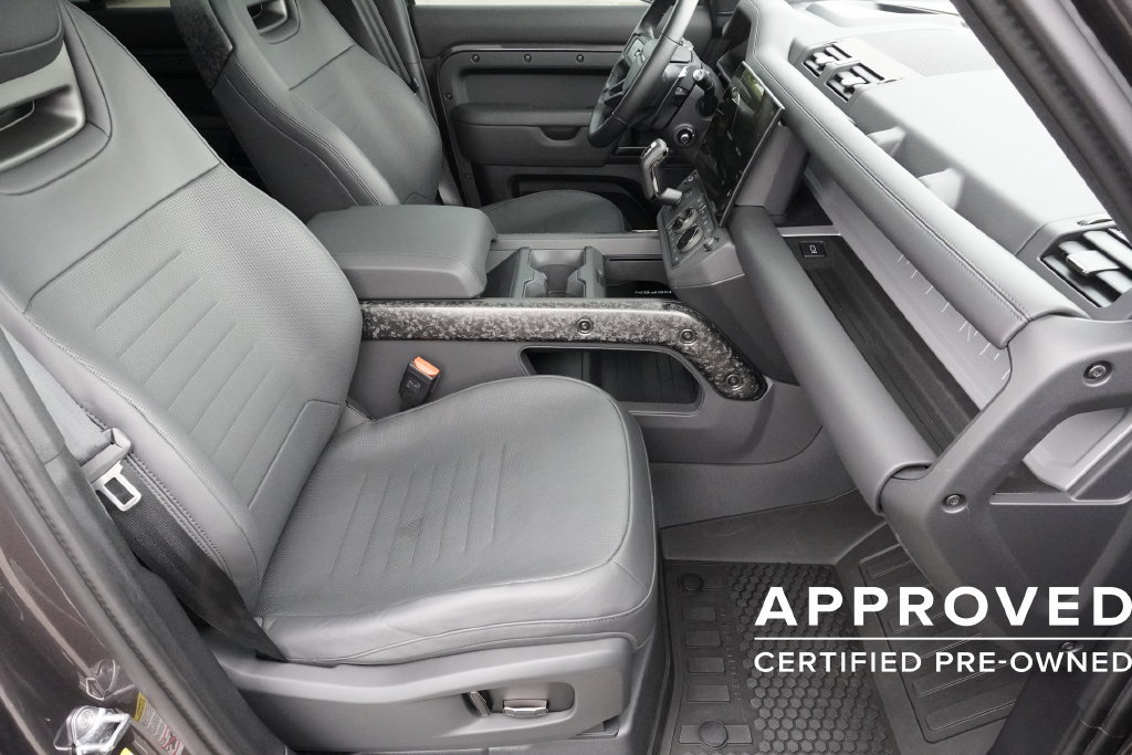 Used 2026 Land Rover Defender 110 OCTA AWD/4WD image 23