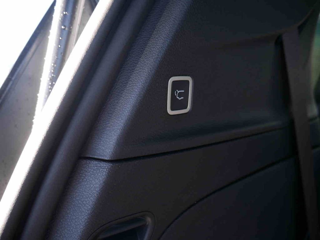 New 2026 Chrysler Pacifica Select image 8