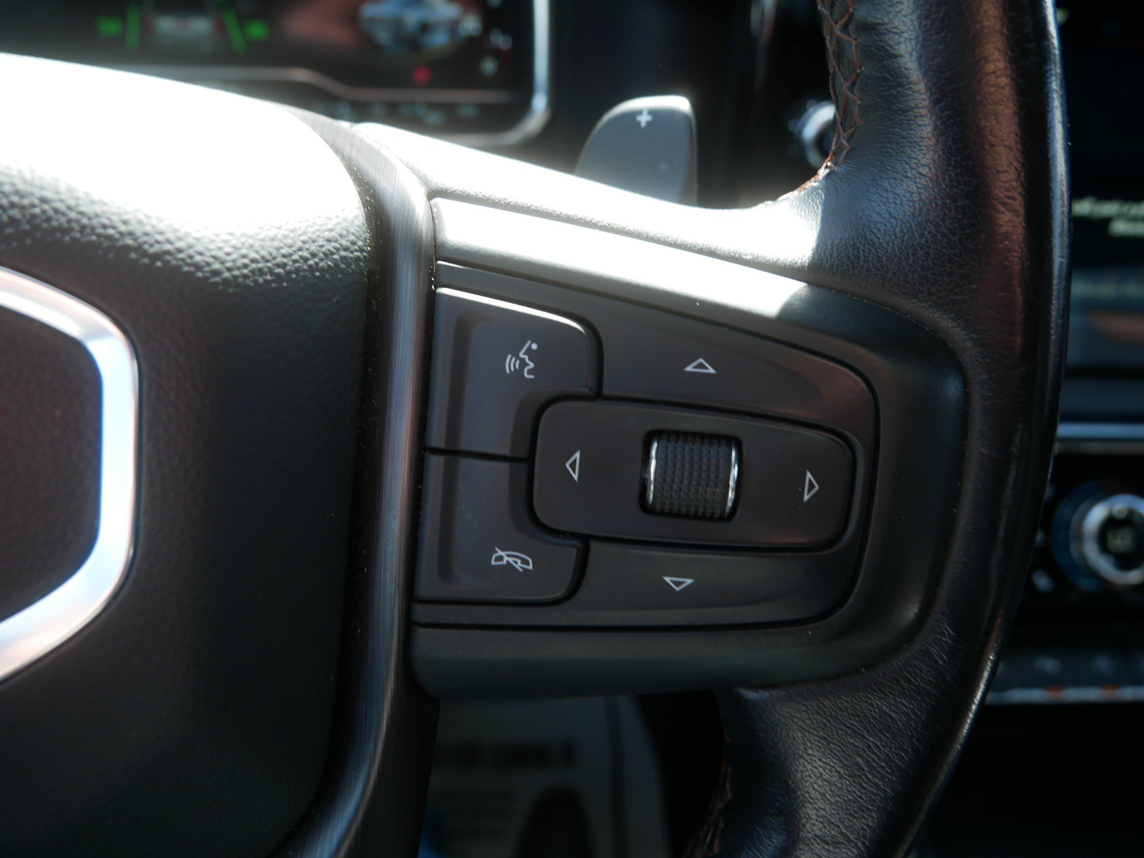 Used 2022 GMC Sierra 1500 AT4 w/ AT4 Premium Package AWD/4WD image 29