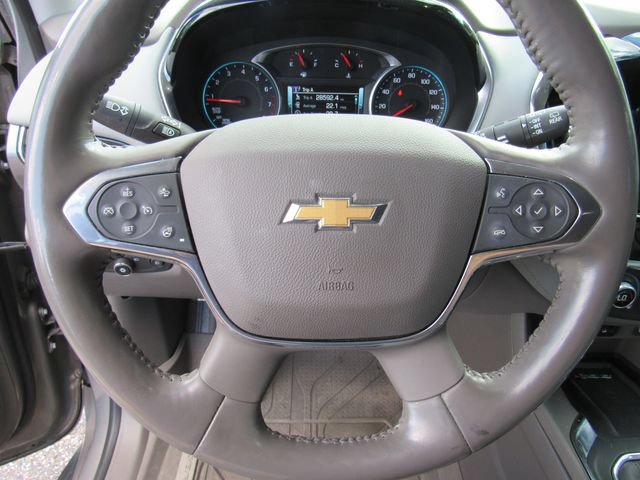 Used 2018 Chevrolet Traverse Premier w/ Driver Confidence II Package FWD image 32