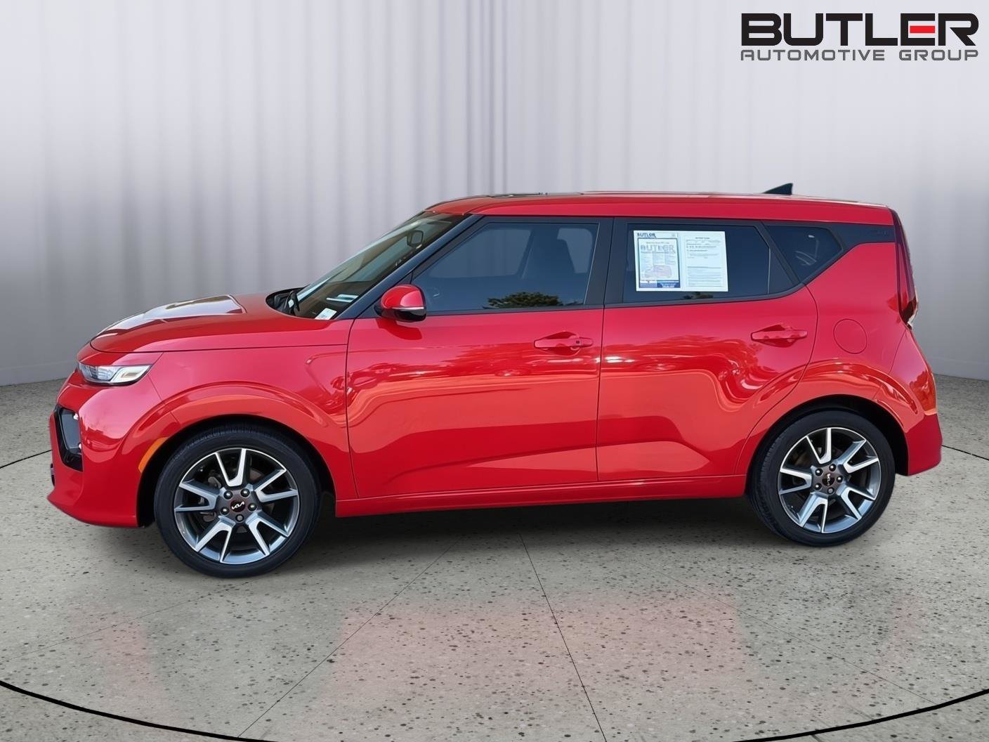Used 2022 Kia Soul GT-Line FWD image 3