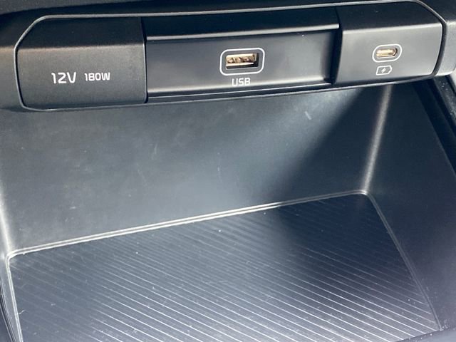 Used 2024 Kia Niro LX FWD image 18