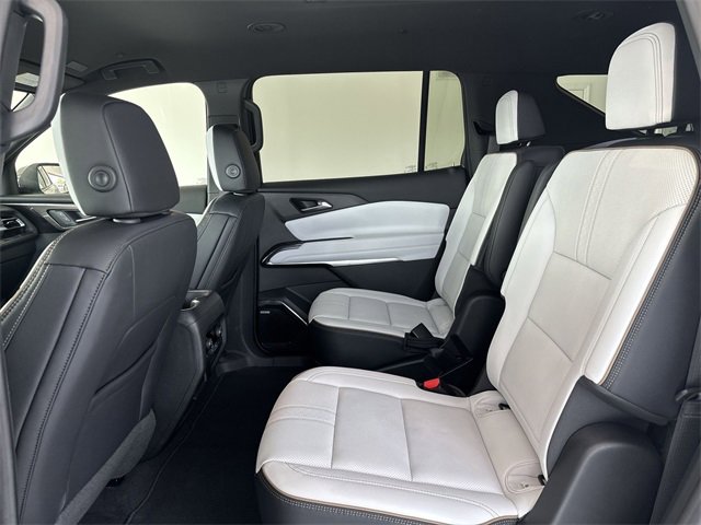 Certified 2024 Chevrolet Traverse RS image 20